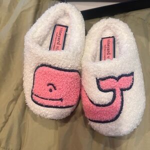 Vineyard Vines Marshmallow Whale Slippers